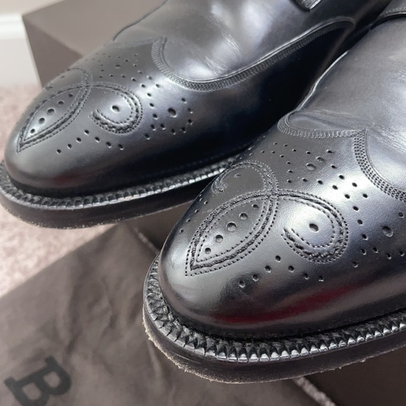 Bally Scribe premium leather shoes made in Switzerland.  10 size. Carefully used main image 11